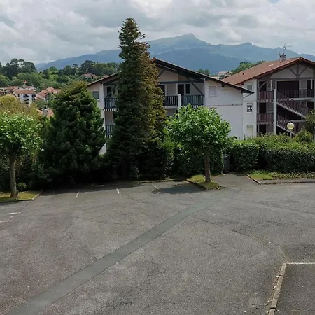 Apartment T3 Vue Rhune *